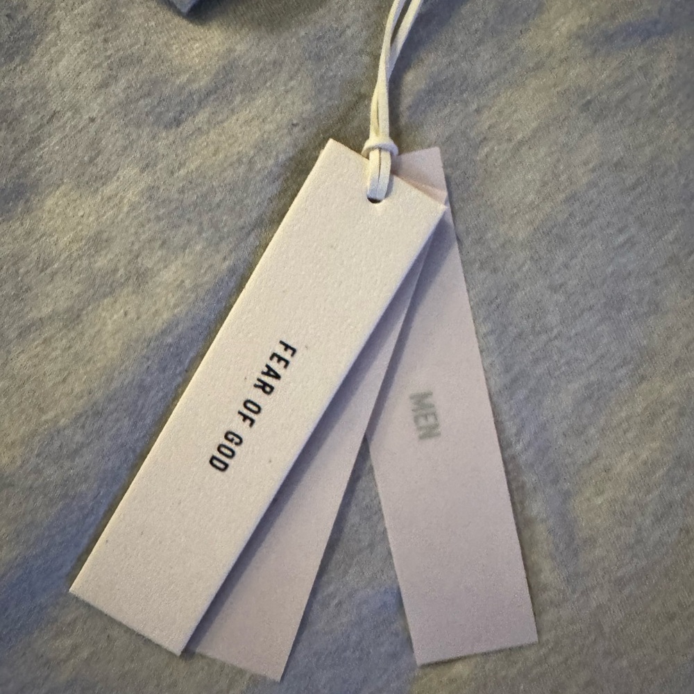 NWT - Fear of God Essentials Heather Stone Tee - Unisex S - Picture 4 of 5